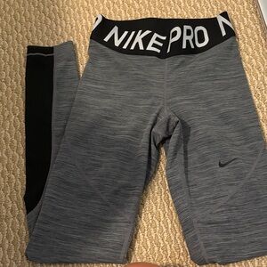 Nike Black and Gray Leggings xs